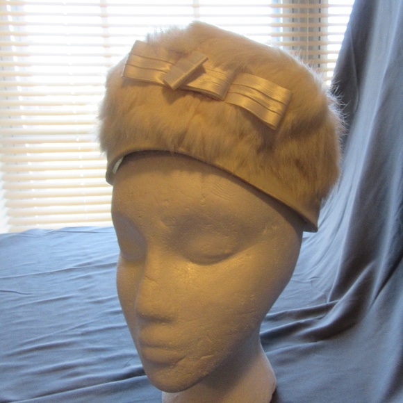 Womens Vintage Fur Hats Lot of 7 main image 5
